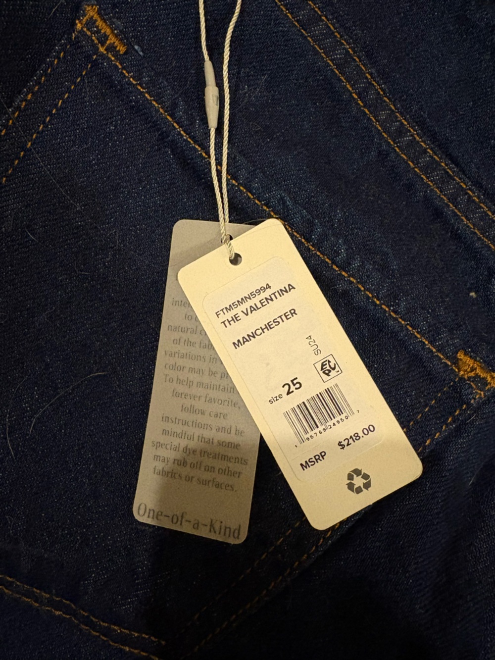 NWT Favorite Daughter Valentina Straight Leg Jeans in Manchester SIZE 25 - Picture 5 of 6